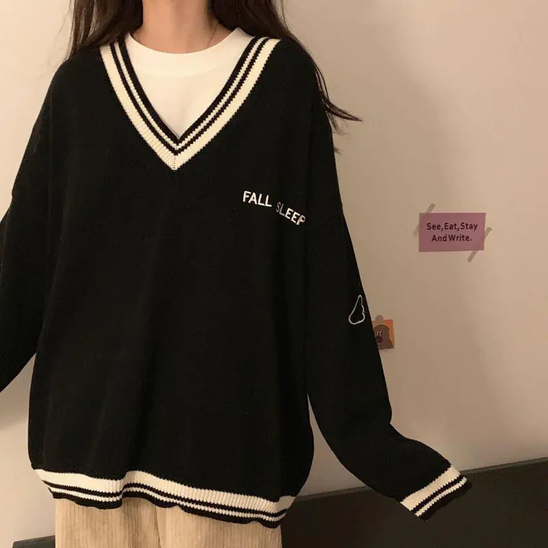 Women's Retro Korean College Style Winter Sweater