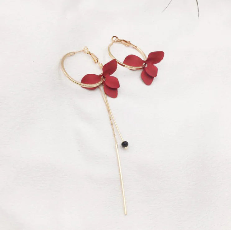 B404 Korean Fashion Asymmetrical Flower Earrings