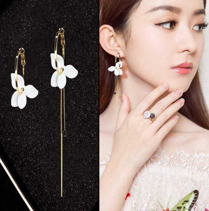 B404 Korean Fashion Asymmetrical Flower Earrings