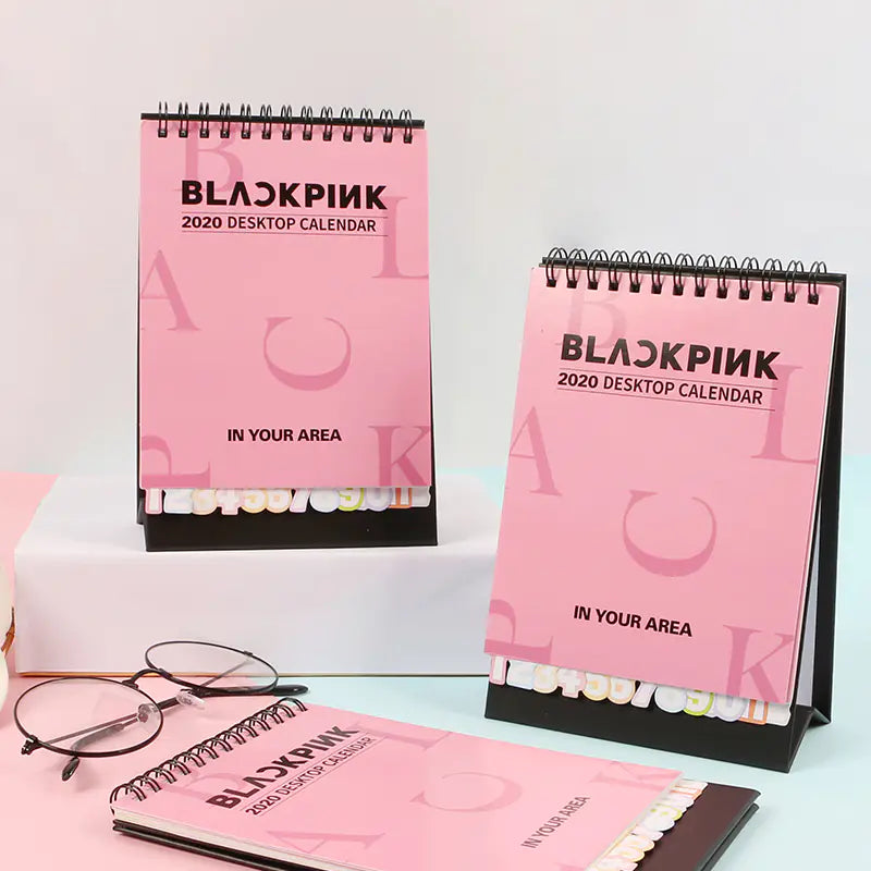 Blackpink 2020 Desktop Calendar with Lisa & Jennie